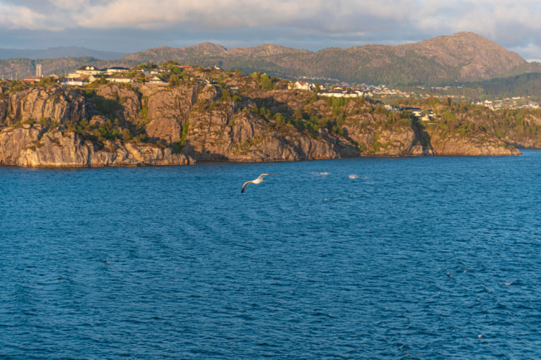 Pogled koji nećete zaboraviti: Ovaj gradić na obali Sicilije osvaja turiste iz celog sveta (FOTO)