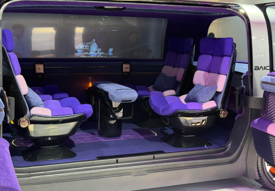 Auto bez vozača, bez volana i bez pravila: Kinezi pokazali kako izgleda vožnja budućnosti