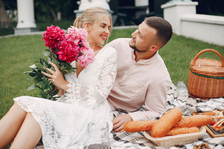 Ljubavni horoskop za maj: Rakovi se vraćaju nekome iz prošlosti, Jarčevi su spremni da pokažu emocije