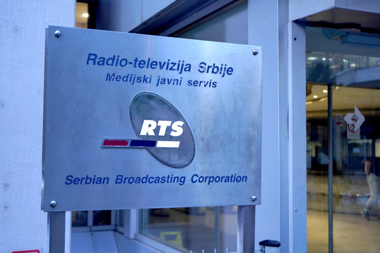 Revolucija na RTS portalu! Veštačka inteligencija preuzima deo novinarskog posla