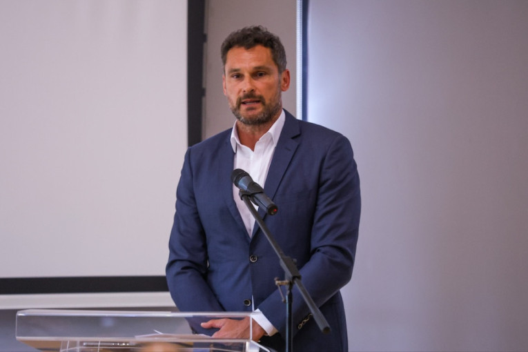 Pakleno u Rijadu: Ronaldo u žestokom sukobu, jedva sprečen veći incident! (VIDEO)