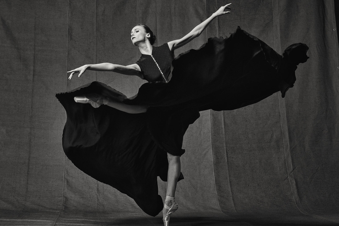 Njihovi prsti stvaraju spektakl od kog zastaje dah: Slavna balerina Svetlana Zaharova sa mužem nastupa u Beogradu (FOTO)