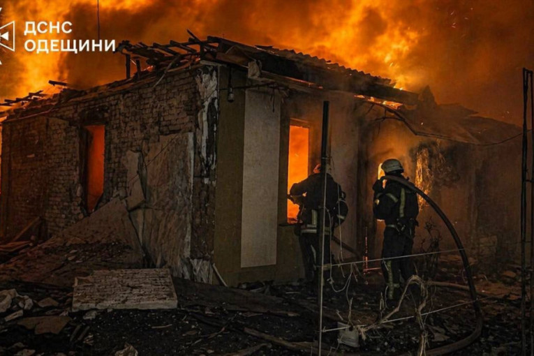 Hrvatska pod meteoalarmom: Sneg na severu, vetar parališe obalu