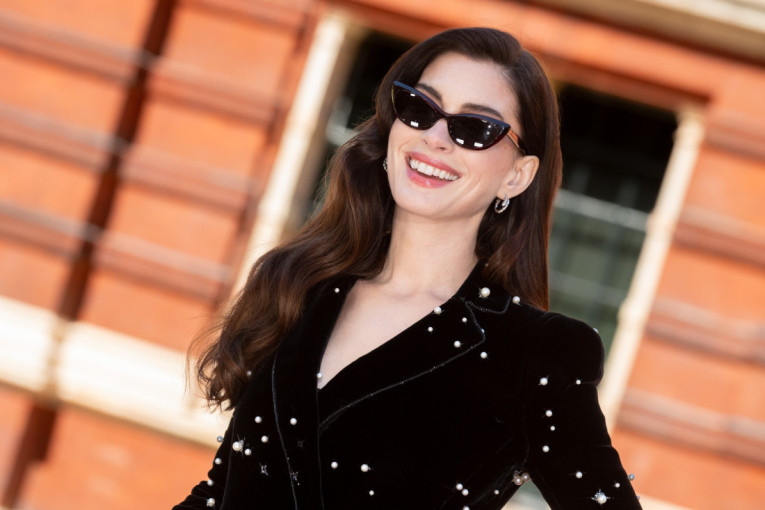 En Hatavej demantovala glasine o filmu "Đavo nosi Pradu 2": Sve je "zakuvala" Meril Strip