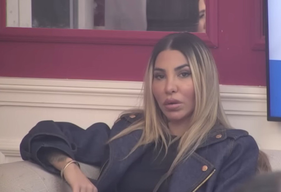 "Stara opajdara, sinovi je se stide!" Bivša drugarica Milene Kačavende razvezala jezik!
