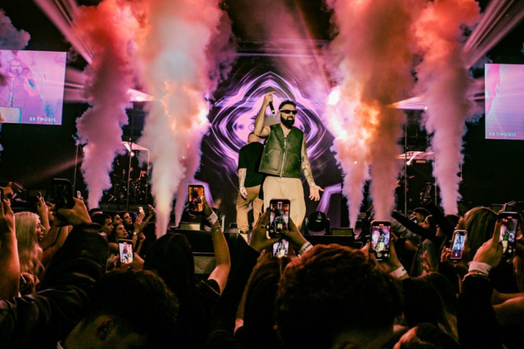 Jala Brat srušio internet novim singlom „Ajkula” tik pred dva spektakla u Areni Zagreb!