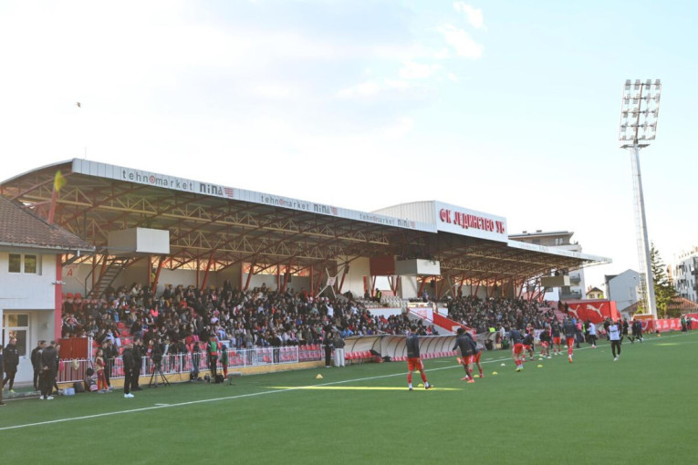 Jedinstvo - Crvena zvezda: Crveno-beli napadaju novo finale (SASTAVI)