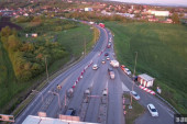 Ko je krenuo predveče, spasio se: Ognjen stigao na Zlatibor u isto vreme kad i oni što su krenuli tri sata ranije (FOTO/VIDEO)