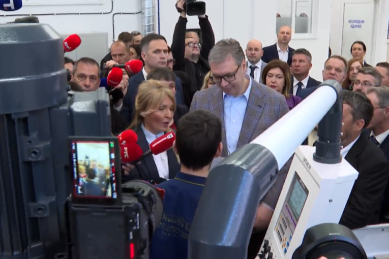 Vučić u Pančevu u Centru za dualno obrazovanje: Ovde smo da slavimo rad i njegovu budućnost, a ne nerad  (VIDEO)