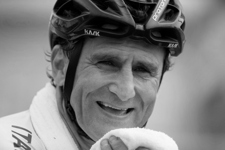Umro legendarni Zanardi! Ništa nije moglo da ga odvoji od staze, ni amputirane noge (FOTO)