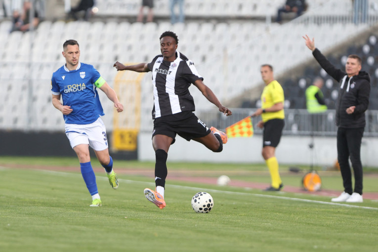 Partizan - Novi Pazar 2:0: Povredio se as crno-belih!