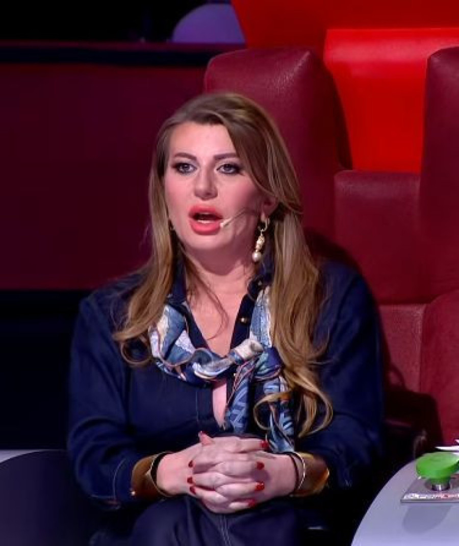 "Šta ke*aš dok kandidati pevaju?!" JK zarežala na Viki!