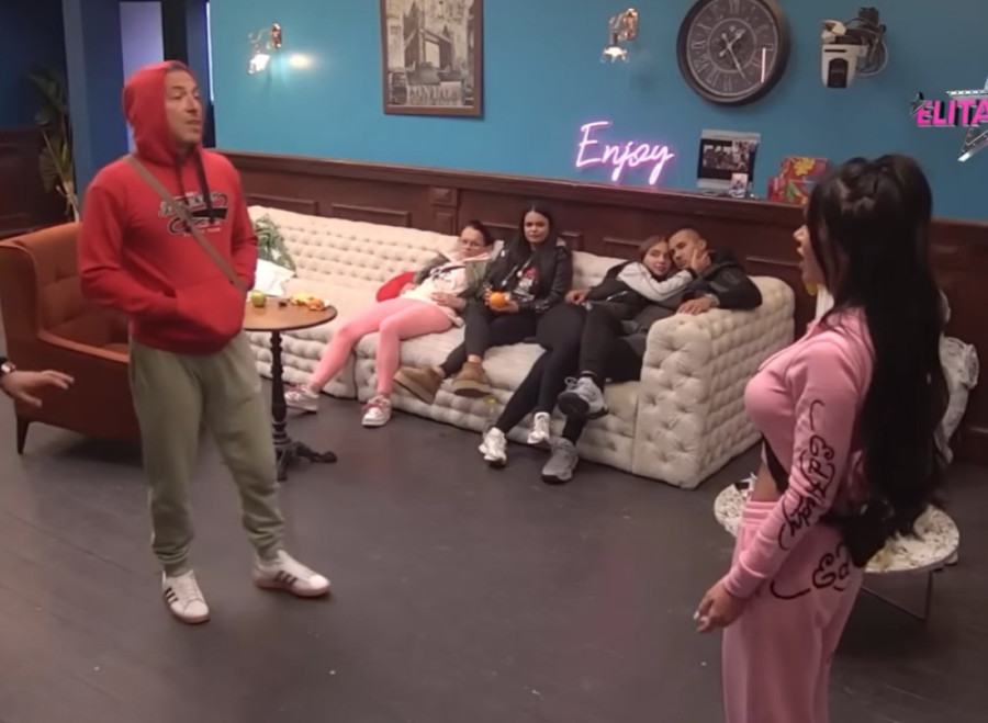 Stanija u žestokom sukobu sa sinom pevačice: Ti si se meni udvarao, nudio si mi nekretnine! (VIDEO)