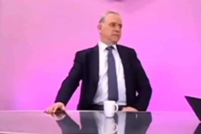 Ponoševci nepoželjni u opozicionom zmijarniku! "Pokolj" u blokaderskim redovima, Ponoš plače Đilasu na ramenu! (VIDEO)