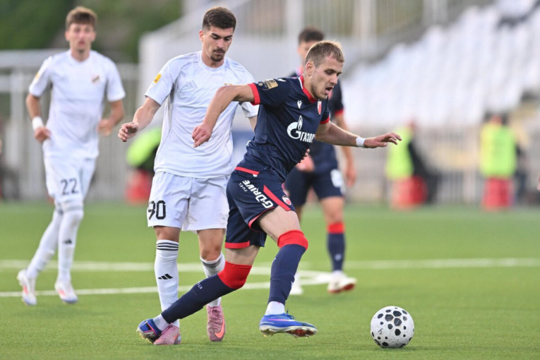 Zvezda nastavila trijumfalni marš! Derbi protiv Čuke rešen u prvom poluvremenu! (VIDEO)