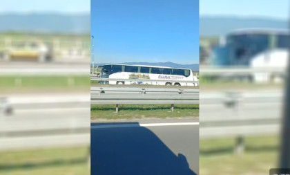 Autobus sleteo u jarak! Putnici preiveli dramu, ovo su njihove ispovesti (FOTO)