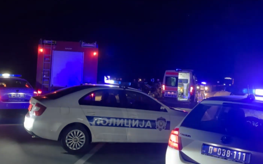 Porodica poginula kod Novog Pazara: Novi detalji strašne nesreće, mladić preticao kolonu vozila i direktno se zakucao u njih