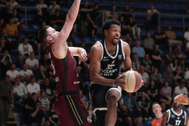 Partizan zakoračio ka polufinalu AdmiralBet ABA lige! Kalates i Vašington izvukli Valjak iz zamki Bosne!