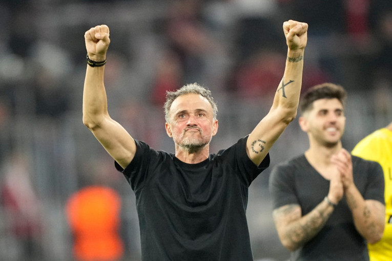Legendarni Francuz udario na sudiju: Zašto Portugalac nije dosudio penal za Bajern?! (VIDEO)