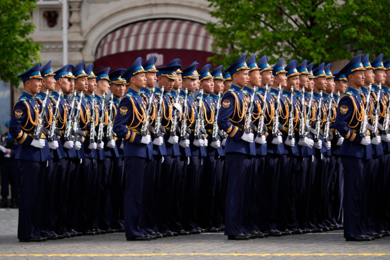 Tutnji Moskvom: Počinje Parada pobede (FOTO)