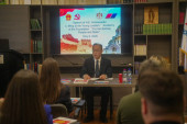Kineski ambasador održao predavanje na Akademiji mladih lidera (FOTO)
