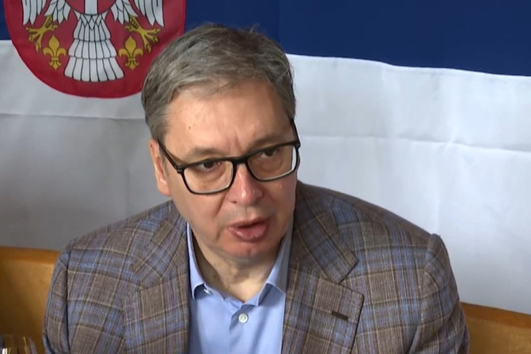 Na dohvat ruke: Vučić objasnio da je svejedno da li će izbori biti za dva ili pet meseci