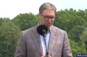 Vučić: Pozivam sve na mir, staloženost i dijalog!
