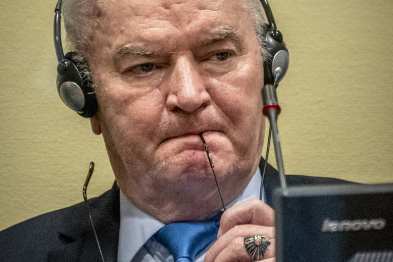 Odbijen zahtev da general Mladić bude pušten na lečenje u Srbiju