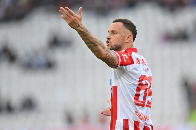 Crvena zvezda - Novi Pazar: Arnautović probio bedem Pazaraca, tresla se i prečka gostiju! (FOTO/VIDEO)