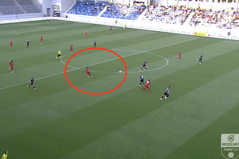 Srbija ima gol sezone! Bekam ušao u Turea - fudbaler Javora zatresao mrežu sa pola terena! (VIDEO)