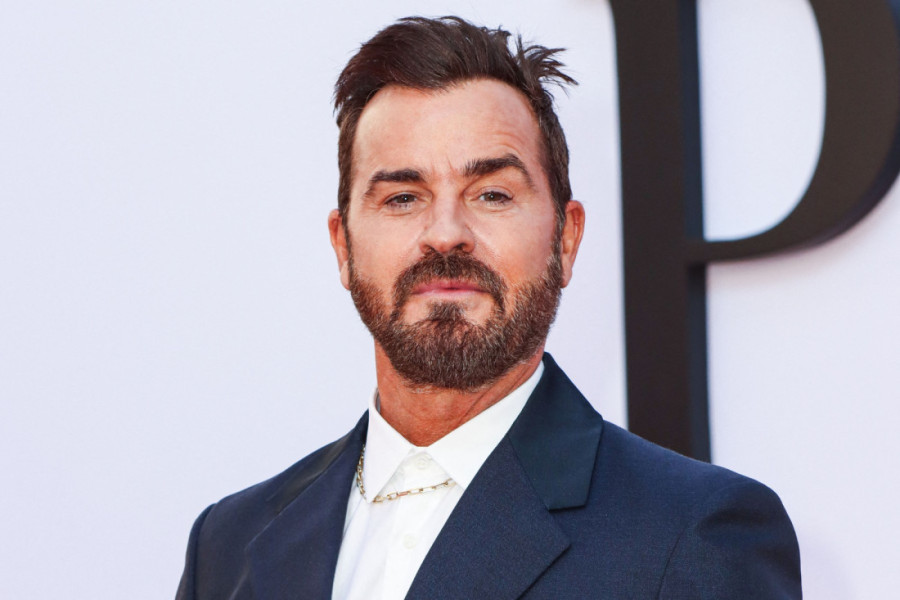 Bivšeg muža Dženifer Aniston niko nije prepoznao u filmu "Đavo nosi Pradu 2": "On je takav idiot" (FOTO)