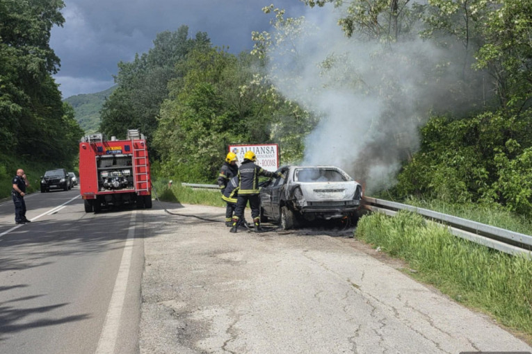 Prijavljen za porodično nasilje, pa se zapalio u autu? Drama na putu kod Čačka