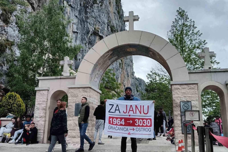 Herojski podvig za malu Janu! Ivan šest dana pešačio do Ostroga - Kad znaš za koga hodaš... (FOTO)