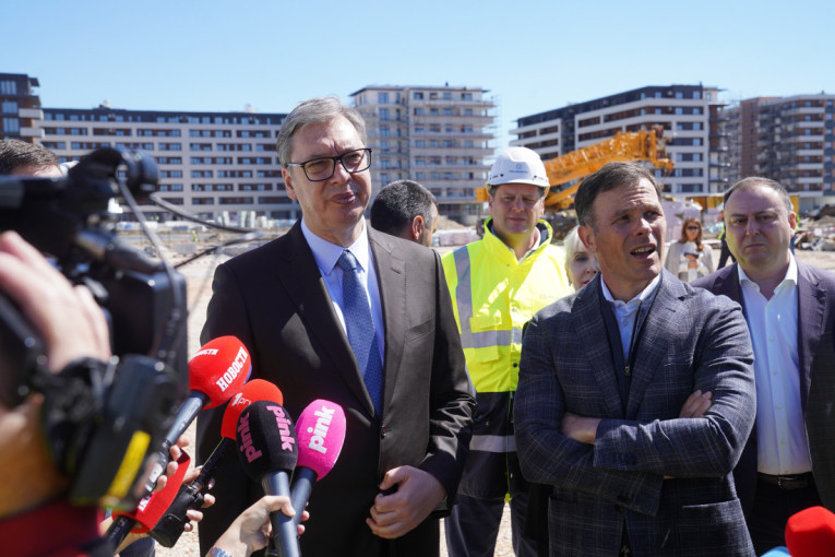 Vučić na gradilištu EXPO-a! Stadion će čudesno da izgleda, jedan od najlepših u Evropi Očekujem desetine hiljada volontera (FOTO)