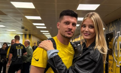 "Gledala sam Luku kako plače i moli se" Sofija Milošević ogolila dušu o suprugu: Šest godina su ga otpisivali!