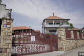 Fasade u zlatu i mermeru, po pet kupatila: Selo Točka je najbogatije mesto u Srbiji, a kako se gastarbajteri ponašaju kad dođu na odmor