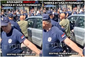 Blokaderi hoće da linčuju vozača: Jezive scene ispred Pravnog, jedan ukrao čoveku i vodu iz prtljažnika! (VIDEO)