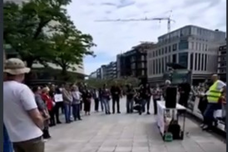 Blokaderima propao skup u Frankfurtu: Okupila se šačica ljudi (VIDEO)