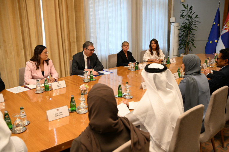 Vučić se sastao sa ministarkom za klimatske promene i životnu sredinu UAE