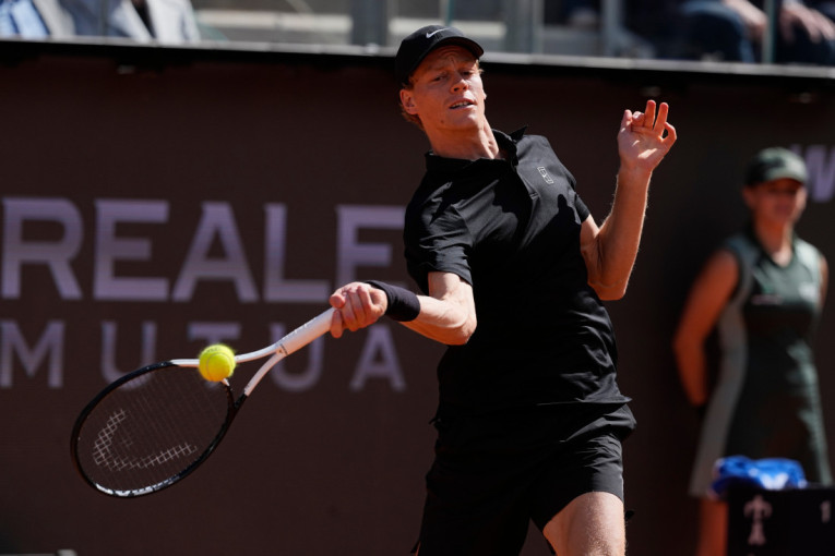 Sineru i "zlatni Masters": Italijan slavio u Rimu