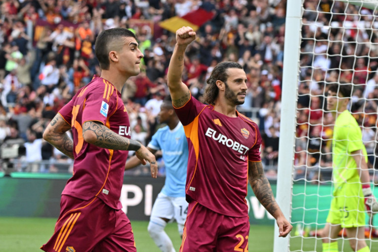 Roma iz derbija dela kapitela vidi Ligu šampiona, Fiorentina ugasila Juventusov san o evropskoj eliti!