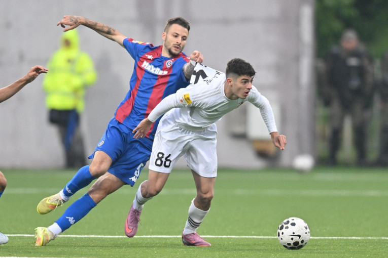 Čukarički - Partizan: Bez golova, ali ima šansi na Brdu