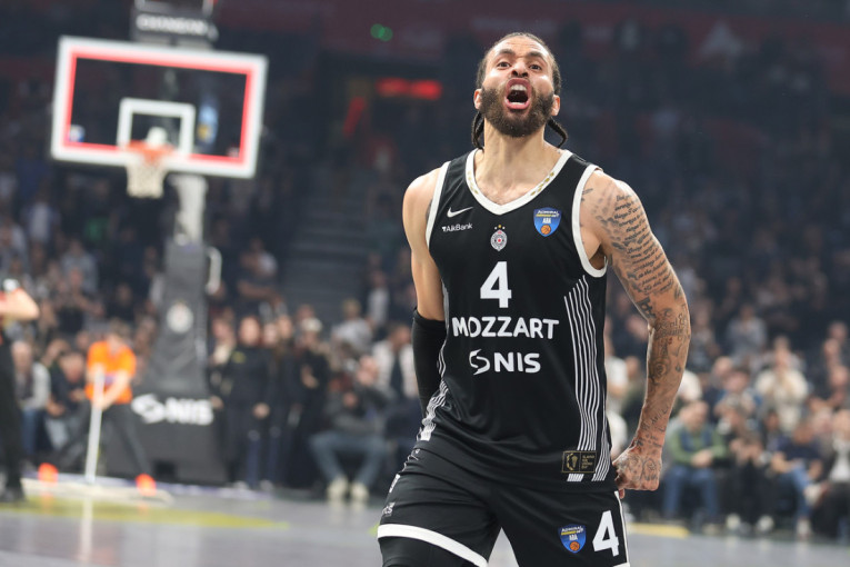Partizan preživeo dramu posle plus 20! Valjak zadao prvi udarac Zvezdi u polufinalu ABA lige!