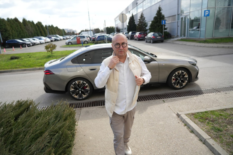 "Ceo život bežim od pasa, a ujede me čovek!" Đani se oglasio o incidentu: Bio sam sav krvav!