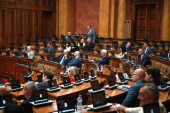 Skupština završila razmatranje seta izbornih zakona, glasanje u 15 časova