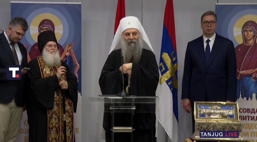 Koordinisani napad crnogorskih ustaša i vojvođanskih separatista na SPC: Obojena revolucija prelazi granice politike