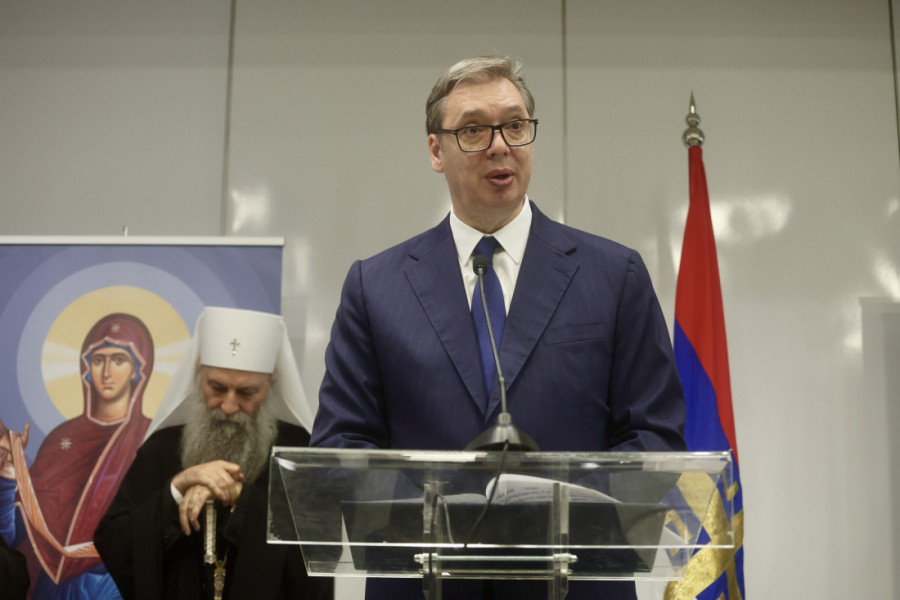 Narod preplavio Vaznesenjsku crkvu! Vernici u suzama dočekali Pojas Presvete Bogorodice (FOTO)