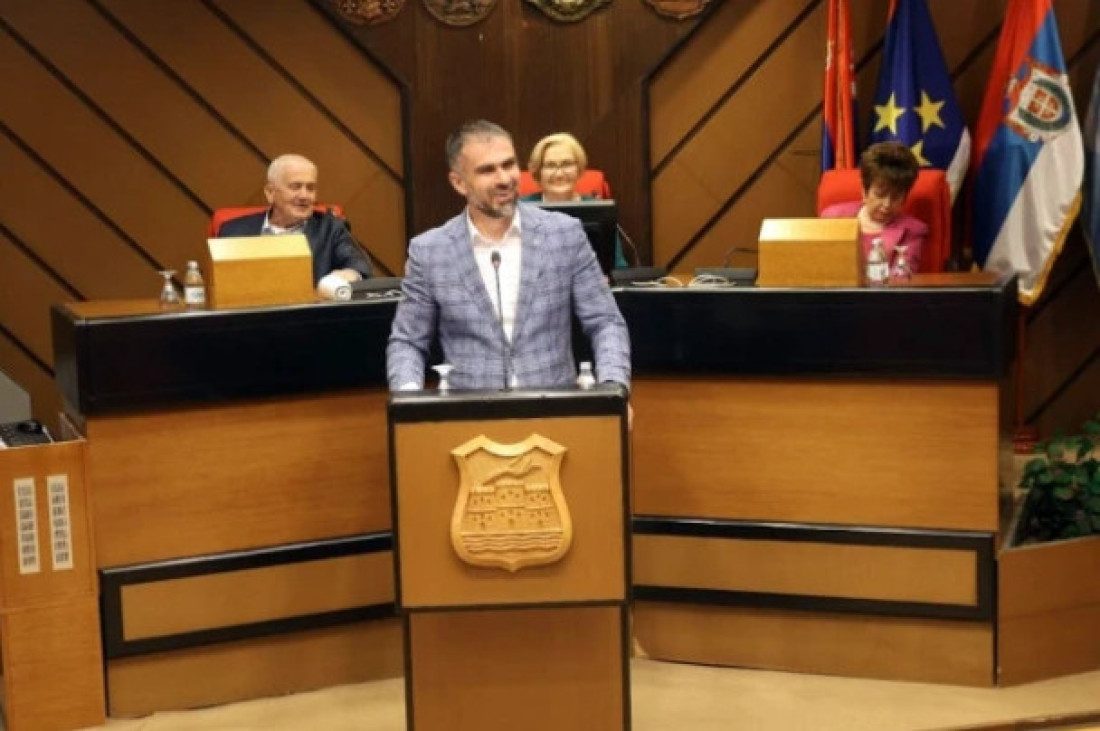 Mićin sa penzionerima: Novi Sad će biti mesto gde vaši unuci mogu da ostvare sve svoje planove i snove