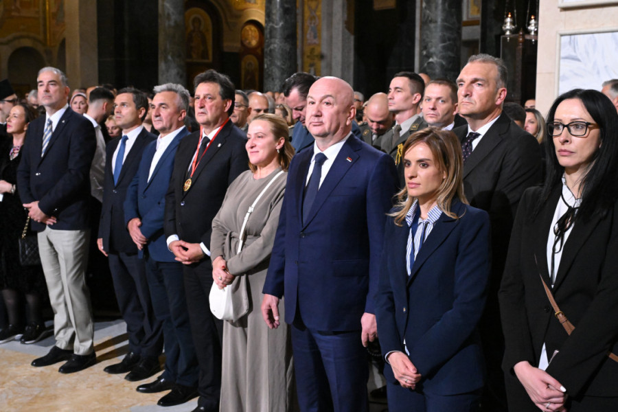 Moćne poruke iz Hrama Svetog Save! Patrijarh Porfirije: „Beograd je danas srce svih Srba“