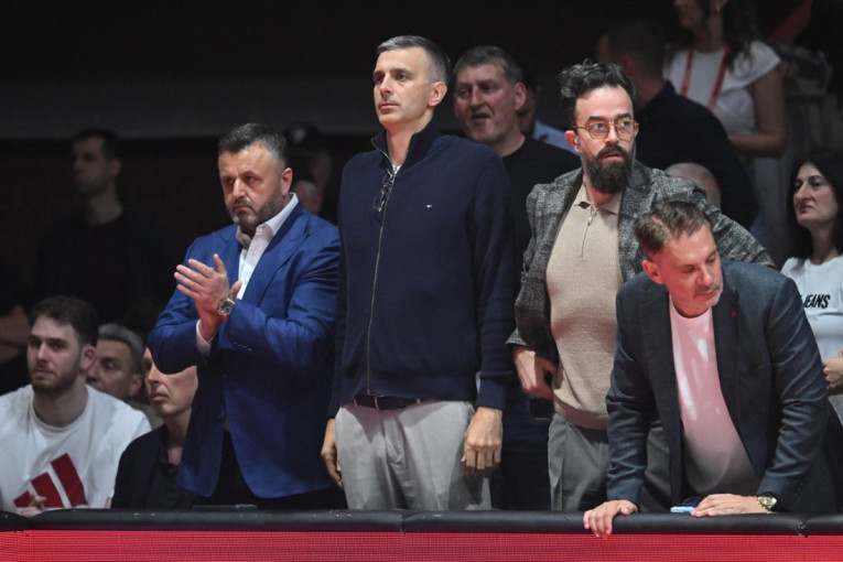 Zvezdi slede teški dani! Obradović na tapetu, Delije na derbiju zagrmele: Uprava napolje!